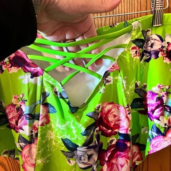 Torrid Neon Green Floral Lattice High Waist Swim Bottom 4X - Picture 5 of 10